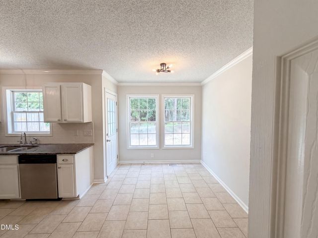 1024 Laurel Leaf Road, Zebulon, NC 27597
