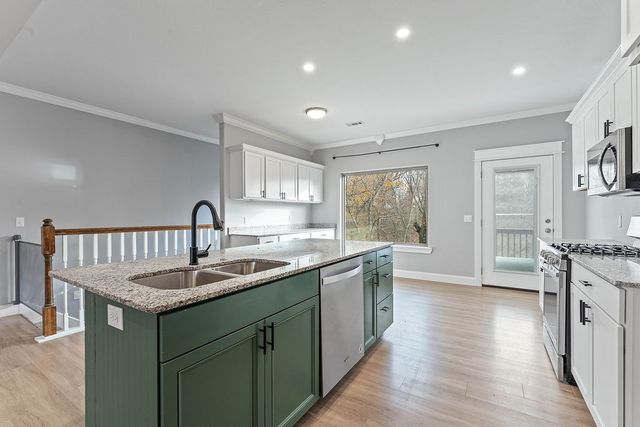 1070 Nemett Circle, Pea Ridge, AR 72751