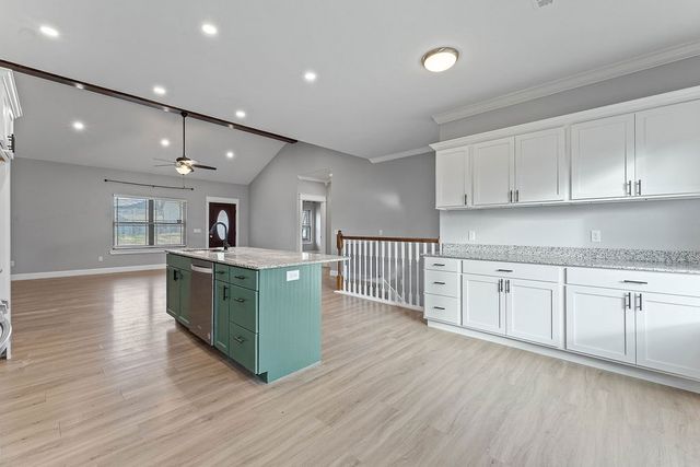 1070 Nemett Circle, Pea Ridge, AR 72751