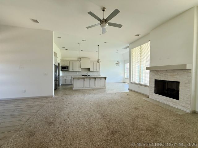 14412 S Toledo Avenue, Bixby, OK 74008