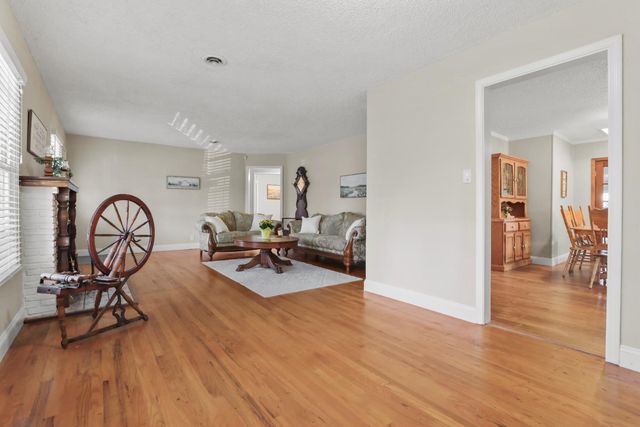 1617 Seville Ave, Stockton, CA 95209