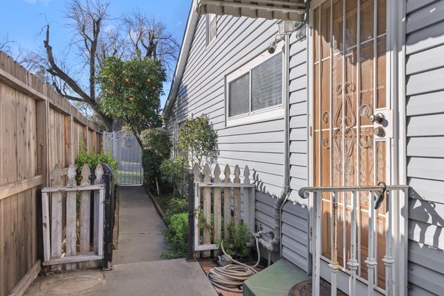 1617 Seville Ave, Stockton, CA 95209