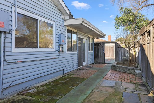 1617 Seville Ave, Stockton, CA 95209