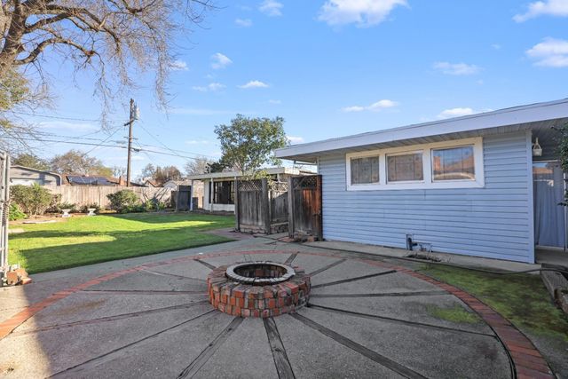 1617 Seville Ave, Stockton, CA 95209