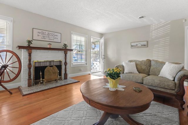 1617 Seville Ave, Stockton, CA 95209