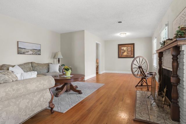 1617 Seville Ave, Stockton, CA 95209