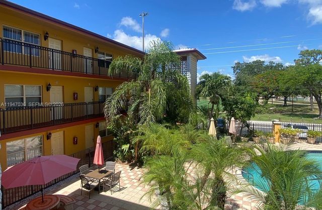 744 NE 14th Ave 11, Fort Lauderdale, FL 33304