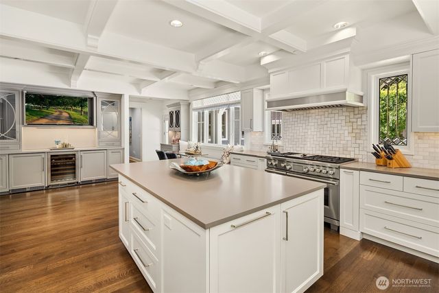 1251 Evergreen Point Road, Medina, WA 98039