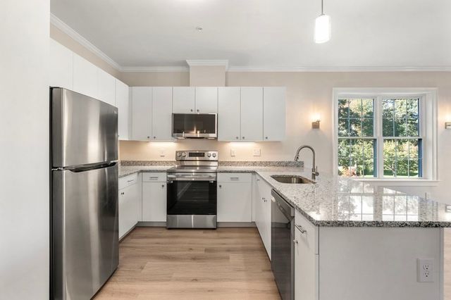 242 Main 204, Millis, MA 02054