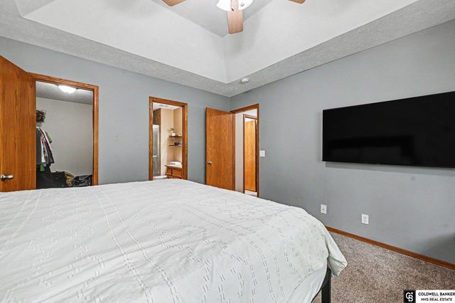 13507 S 33 Street, Bellevue, NE 68123