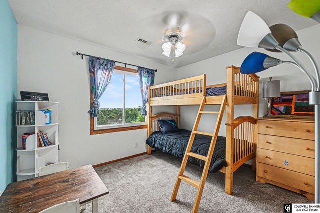 13507 S 33 Street, Bellevue, NE 68123