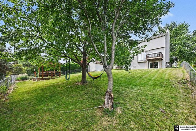 13507 S 33 Street, Bellevue, NE 68123