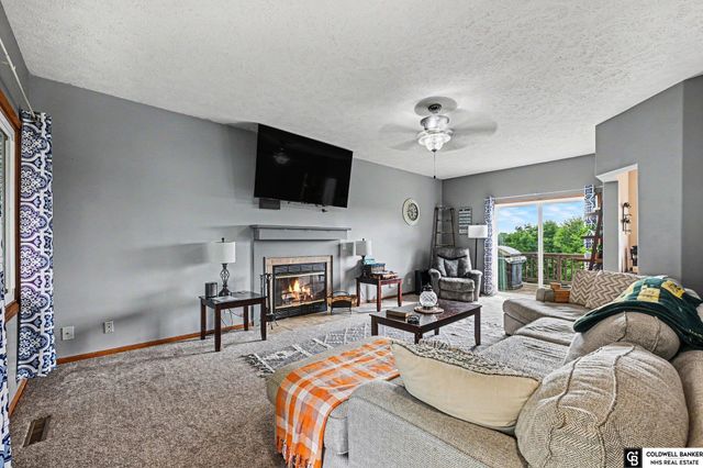 13507 S 33 Street, Bellevue, NE 68123