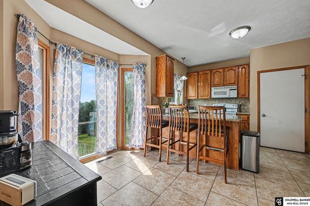 13507 S 33 Street, Bellevue, NE 68123