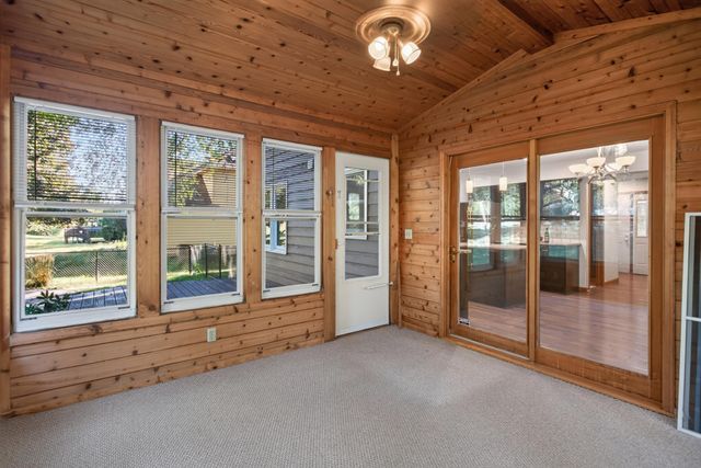 4720 Orchid Lane N, Plymouth, MN 55446