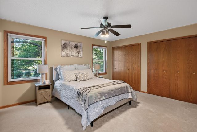 4720 Orchid Lane N, Plymouth, MN 55446