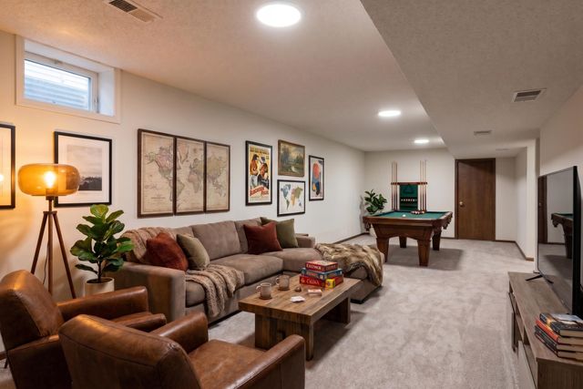 4720 Orchid Lane N, Plymouth, MN 55446