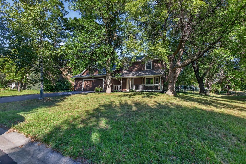 4720 Orchid Lane N, Plymouth, MN 55446 — exterior