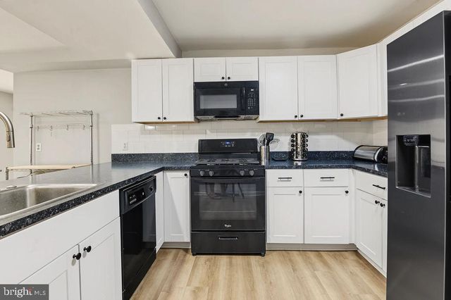 1306 LORE AVE, Wilmington, DE 19809