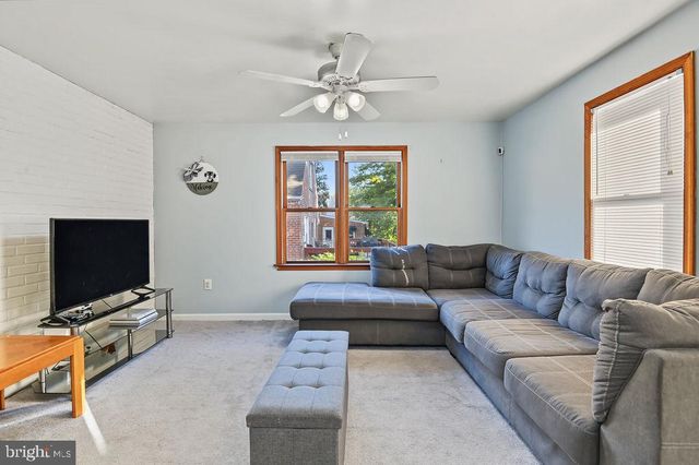 1306 LORE AVE, Wilmington, DE 19809