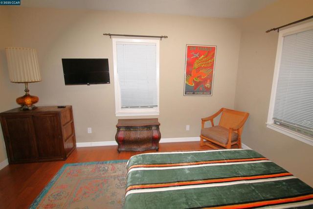 1002 Warren St, Martinez, CA 94553