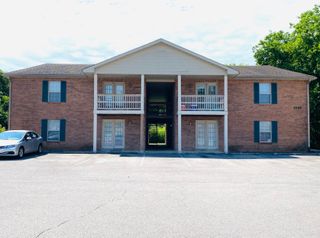 3239 Tower Dr, Clarksville, TN 37042