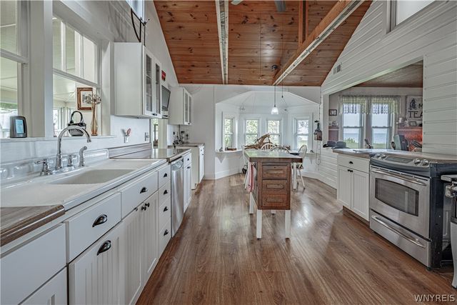 4441 East Lake Road, Wilson, NY 14172