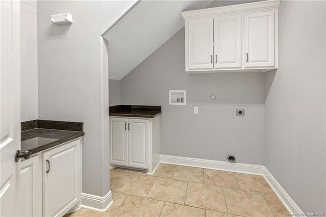 5831 Weeping Willow Drive, Lake Charles, LA 70605