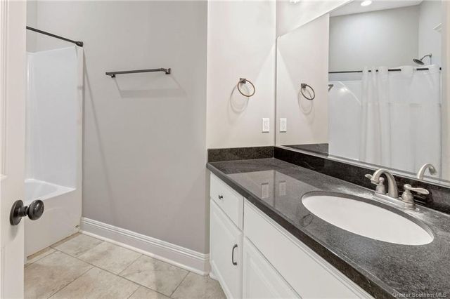 5831 Weeping Willow Drive, Lake Charles, LA 70605