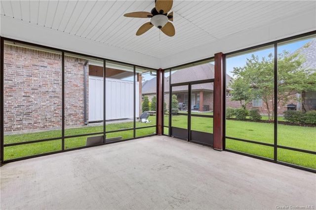 5831 Weeping Willow Drive, Lake Charles, LA 70605