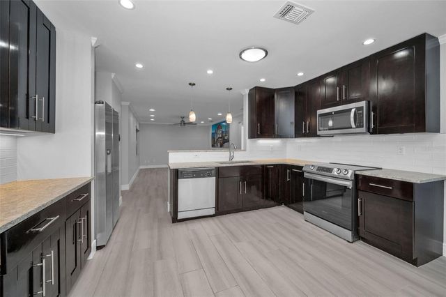 1502 COTTONWOOD TERRACE, Dunedin, FL 34698