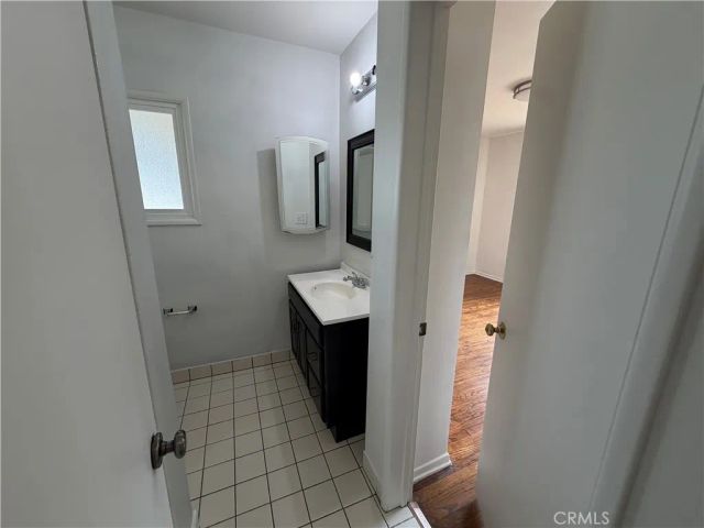 7942 Northgate Avenue, Canoga Park, CA 91304