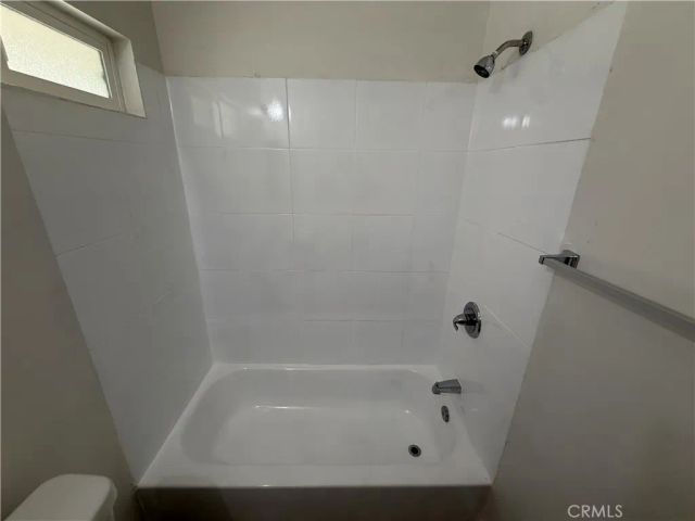 7942 Northgate Avenue, Canoga Park, CA 91304