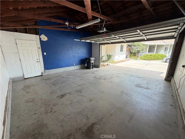 7942 Northgate Avenue, Canoga Park, CA 91304