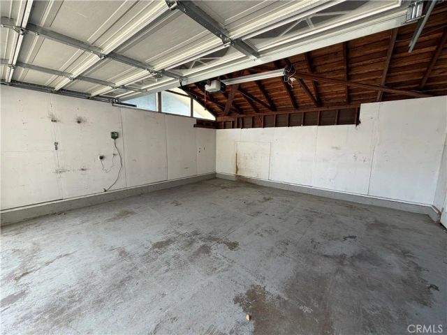 7942 Northgate Avenue, Canoga Park, CA 91304