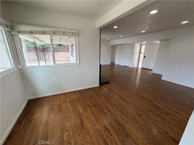 7942 Northgate Avenue, Canoga Park, CA 91304