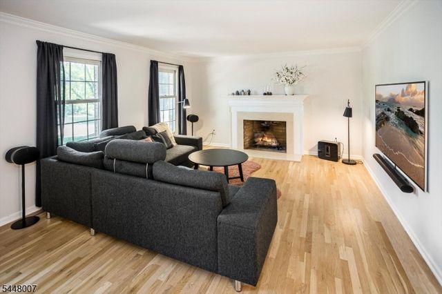 24 Coventry Rd, Mendham Boro, NJ 07945