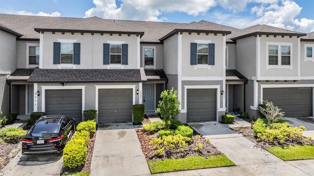 8082 ROLLING SHELL TRAIL, Wesley Chapel, FL 33545