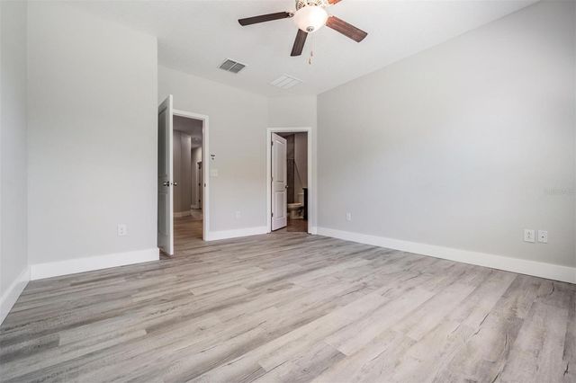 8082 ROLLING SHELL TRAIL, Wesley Chapel, FL 33545