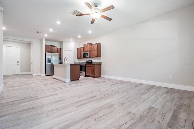 8082 ROLLING SHELL TRAIL, Wesley Chapel, FL 33545