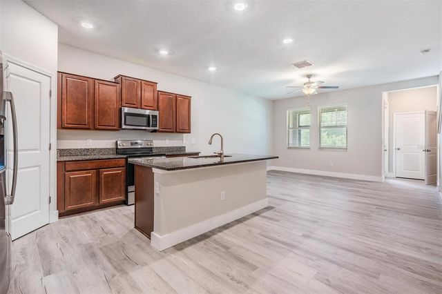 8082 ROLLING SHELL TRAIL, Wesley Chapel, FL 33545