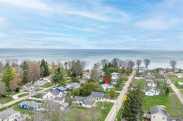 7523 Beechwood, Lexington, MI 48450