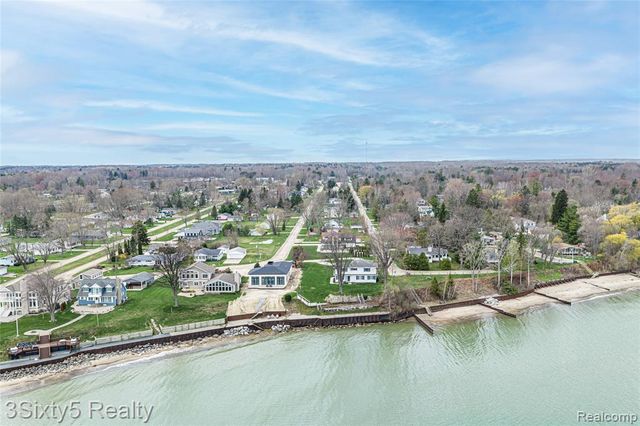 7523 Beechwood, Lexington, MI 48450