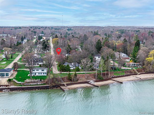 7523 Beechwood, Lexington, MI 48450