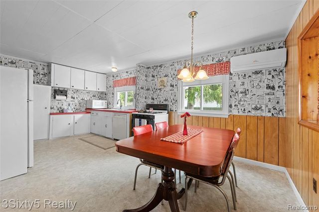 7523 Beechwood, Lexington, MI 48450