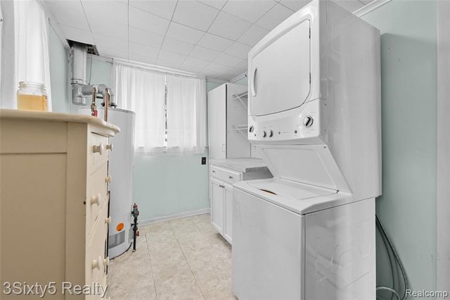 7523 Beechwood, Lexington, MI 48450