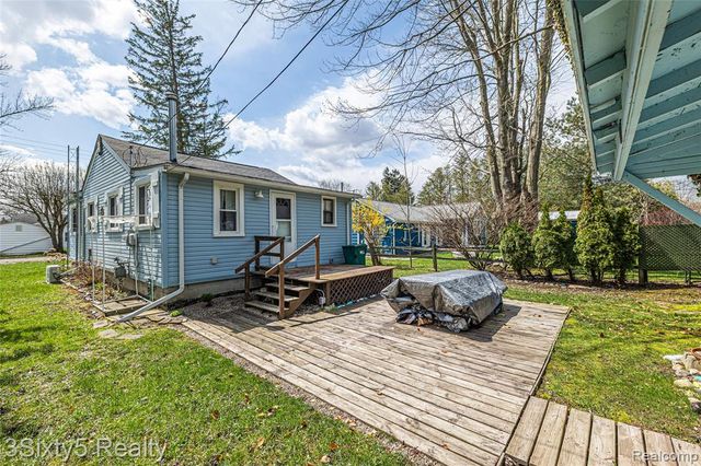 7523 Beechwood, Lexington, MI 48450