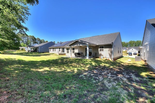 688 Hardwood Drive, Boiling Springs, SC 29316