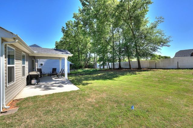 688 Hardwood Drive, Boiling Springs, SC 29316