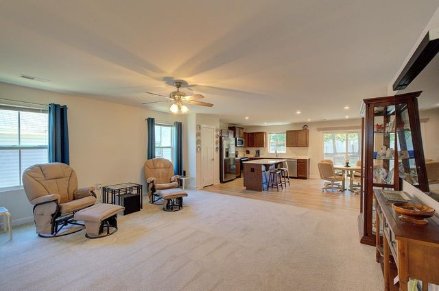 688 Hardwood Drive, Boiling Springs, SC 29316
